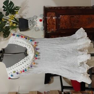 White Sleeveless Top with Colorful Pom-Poms Size Medium